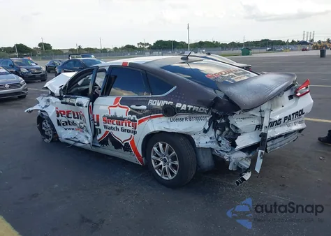 2018 Ford Fusion S из США, поврежденный, VIN 3FA6P0G70JR276338